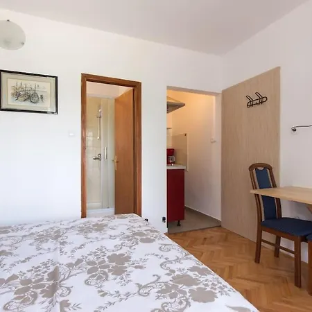 Ruzmarin 4* Krk Town