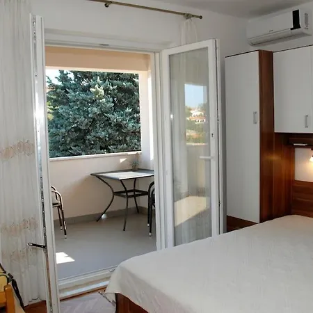 Guest house Ruzmarin Krk Town