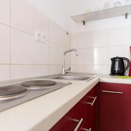 Ruzmarin Guest house 4*